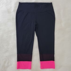 Livi Active Mesh Accent Capri Pants Women's 14/16